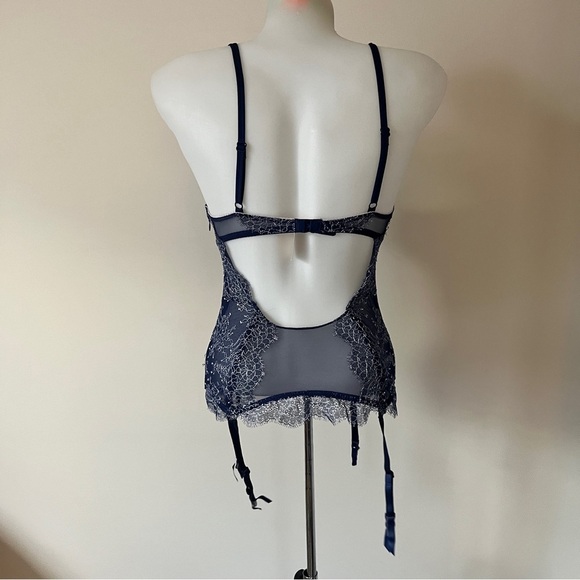 NWT Victoria's Secret Lingerie Corset Garter Lace Navy Lace Lilac Bustier 34C - Picture 2 of 16